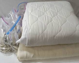 Dual Heated Queen Mattress Protector And Heating Blanket