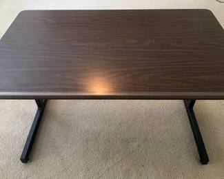 Basic Wooden Top Metal Leg Writing Desk