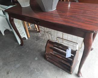 Hall table, magazine racks, lamp shades