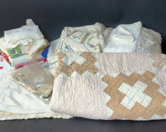 Vintage Table Linens And Quilt