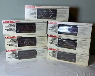 Lionel O Gauge Illuminated Passenger Cars