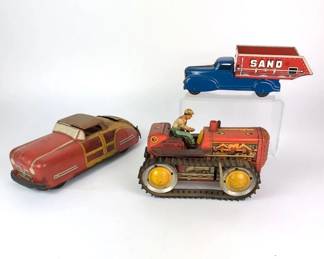 Wyandotte Convertible And Marx Windup Tractor With Dump Truck