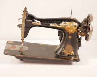 Antique 1910 Singer Sewing Machine