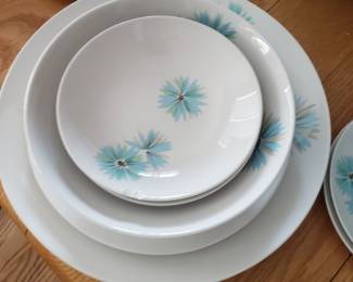 Kokura Ware 8 place setting + extras