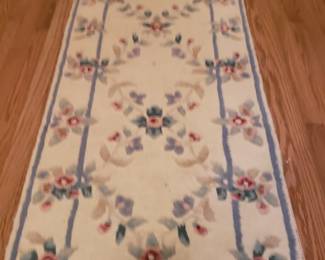 2 matching carpet runners