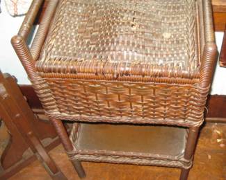 WICKER SEWING BASKET