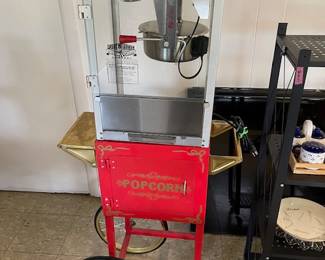 Cute popcorn cart