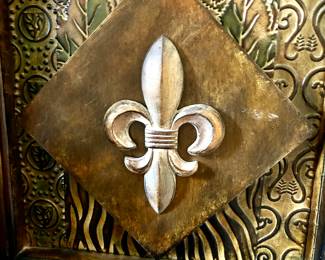 Huge collection of fleur-de-lis decor
