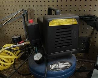 Air compressor