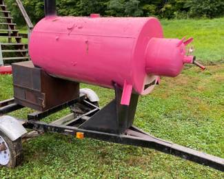 BBQ in the shape of a pig