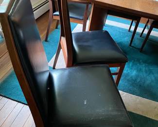 Set of 8 Dillingham chairs