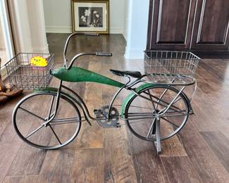 What a fun antique bicycle!