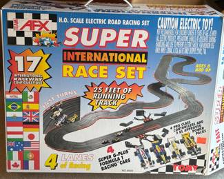 Super international racing set