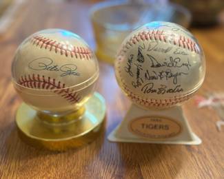 Pete Rose and 1986 Detroit Tigers signed baseballs