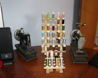 Singer wood Box sewing machines Thread