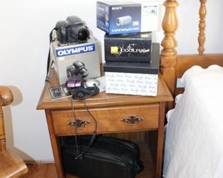 Olympus, Coolpix, Sonycam, Cameras