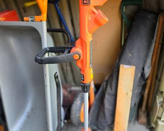 Weed Wacker, Hedgers Wheel Barrel