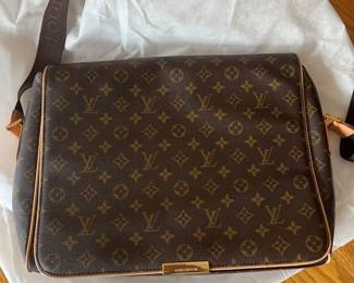 Authentic Louis Vuitton LV Shoulder Bag Aveth M45257 Monogram