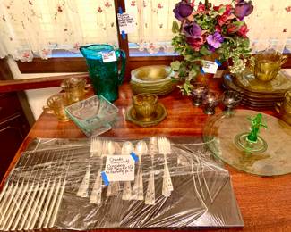 Oneida Coronation Flatware set