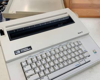 Smith Corona Mark V Typewriter