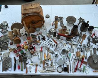 Vintage kitchen wear