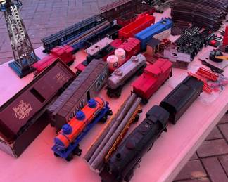 O gauge trains