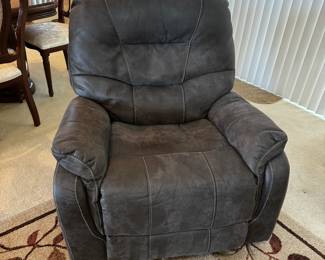 Recliner Front