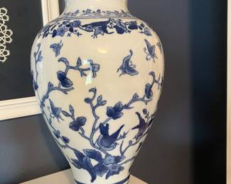 35	$34 	Blue and White Chinese Porcelain Vase
		  7W X 14H
