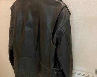 $80 	Men's 48T interstate Leather Jacket
