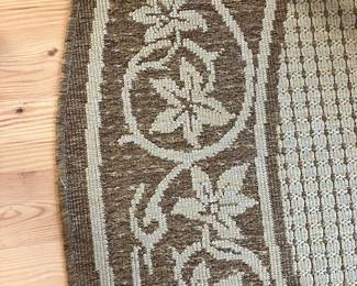 7	$70 	Round Rug - Beige and Tan - 88"
