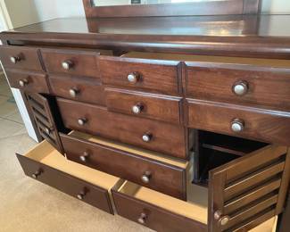 25	$300 	Dresser with Mirror with 6 Drawers & 2 Cabinets
		  Dresser:  63W X 18D X 42H
		  Mirrir:  40W X 44H
