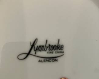 74	$150 	Lynnbrooke china set Alencon 31 pieces 
