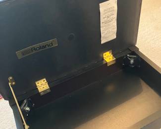 27	$400 	Casio Digital Piano MODEL ????
		  54W X 16D X 32H
28		Piano Bench. Included 
		  22W X 13D X 19H
