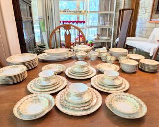 BEAUTIFUL MEITO HAND PAINTED CHINA "DALTON' PATTERN, 87 PCS.