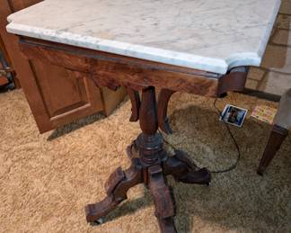 MARBLE TOP ACCENT TABLE
