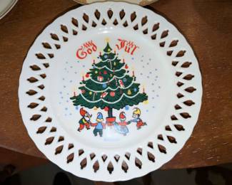 VINTAGE GOD JUL (MERRY CHRISTMAS) BERGGREN SWEDISH PLATE