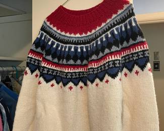 Women's clothes - size medium.