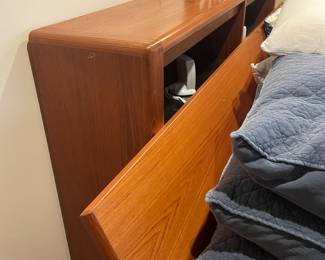 SCAN king-size bed with platform and two drawers.