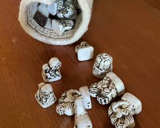 Women's clothes - size medium.