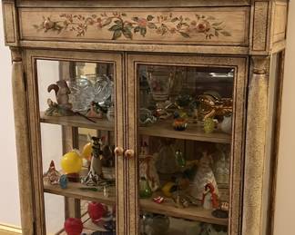 Beautiful display cabinet with felt lined drawers 