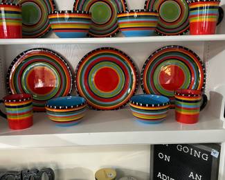 Elite striped dishes