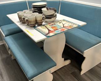 Kitchen bankette with 