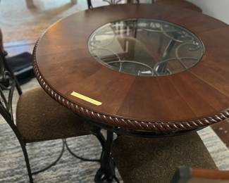 Nice kitchen or dining table and chairs