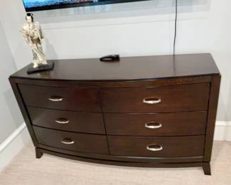 LIBERTY FURNITURE CONTEMPORARY 6-DRAWER DRESSER