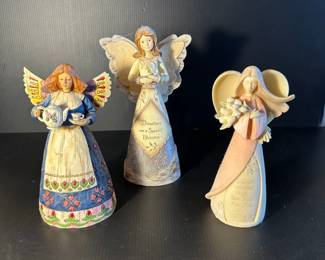 Jim Shore Style figurines 