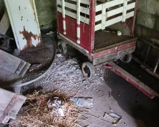 Small Circus pony wagon/ (to the left)==Pull behind wood wagon / Metal storage