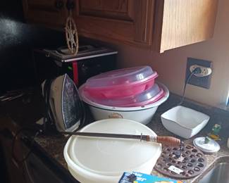 Microwave/ Iron/ Tupperware