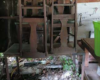 4 chairs/ Table/ Miscellaneous 