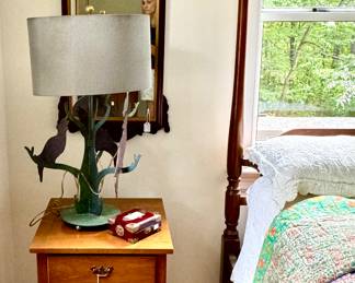 handmade welded bird lamp, antique mirrors, dozens of small side tables to choose from...