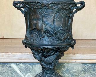 Detailed Urn